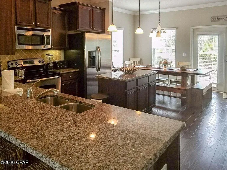 7 Barbados Ln — Photo 6