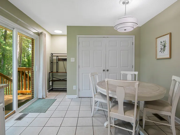 126 Golf Dr — Photo 17