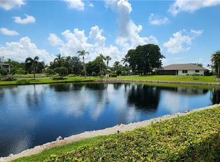 102 Georgetown Blvd, Naples, FL 34112