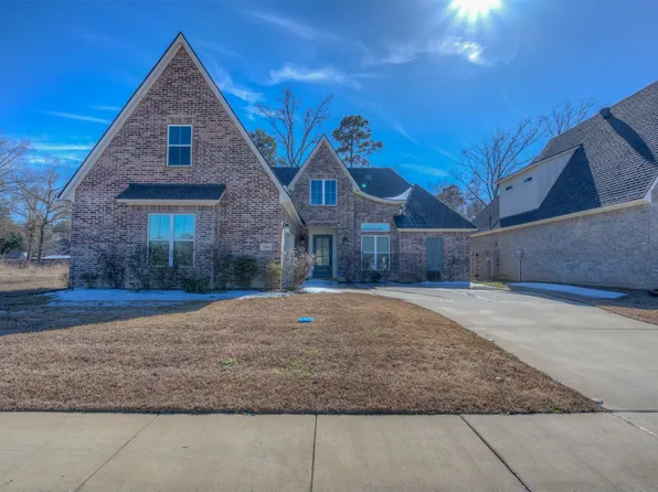 180 Saint Andrews Ln, Benton, LA 71006