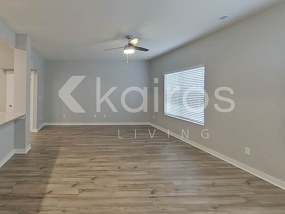 4th image of 7210 Chatfield Way NW