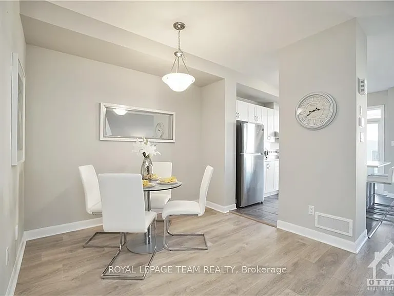 217 Geyser Pl — Photo 3