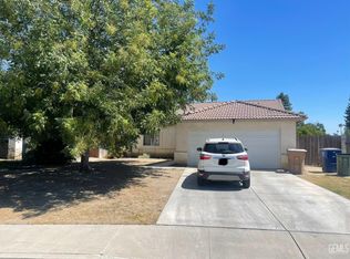 7311 Sierra Rim Dr, Bakersfield, CA 93313
