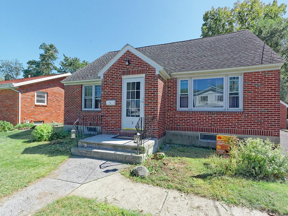 1st image of 8 N Elmhurst Ave