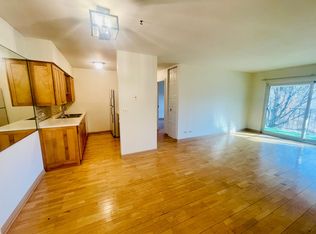106 Evelyn Ln UNIT G, Lake Geneva, WI 53147