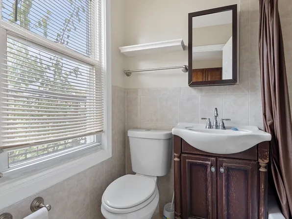 350 7th Street image 5 of 10