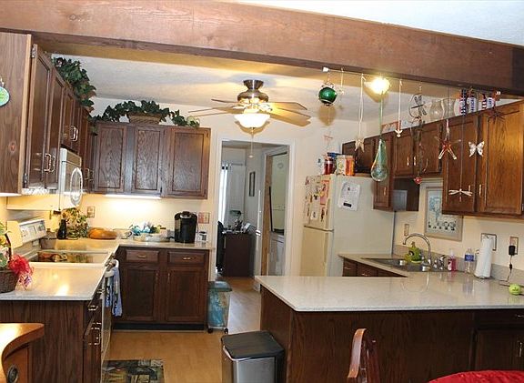 5th image of 214 Juniper Ln