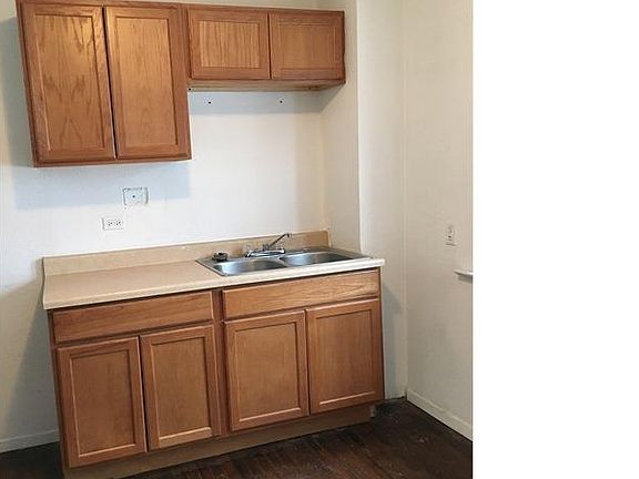 2nd image of 709 S McAlister Ave #104