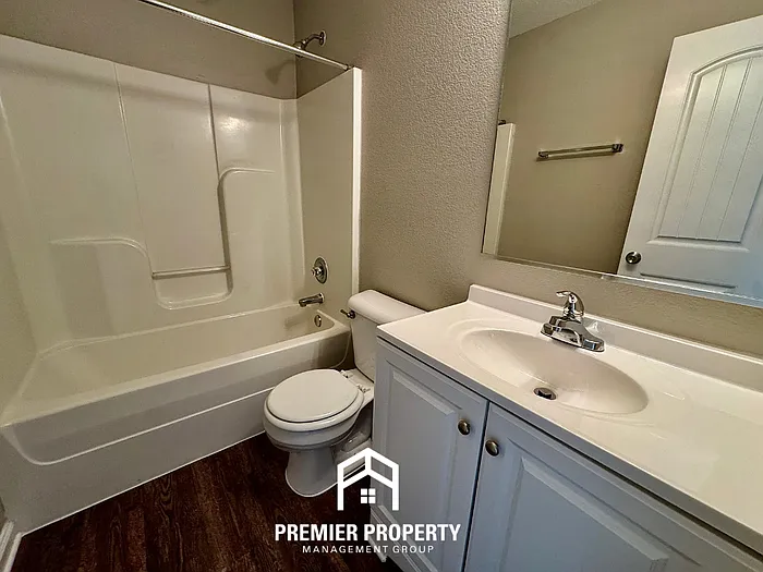 2506 Boxford Ln — Photo 17