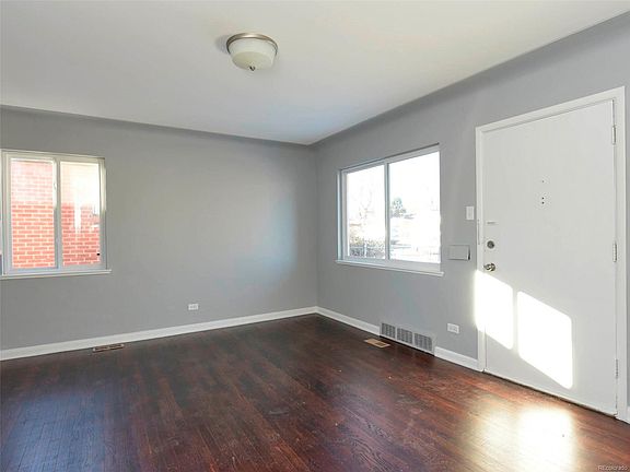 4th image of 3160 N Saint Paul St