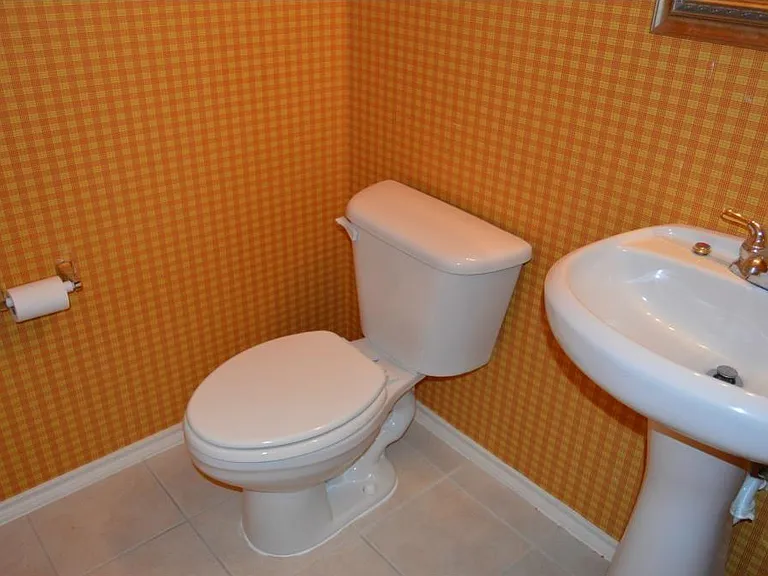 8605 Brunswick Dr — Photo 7