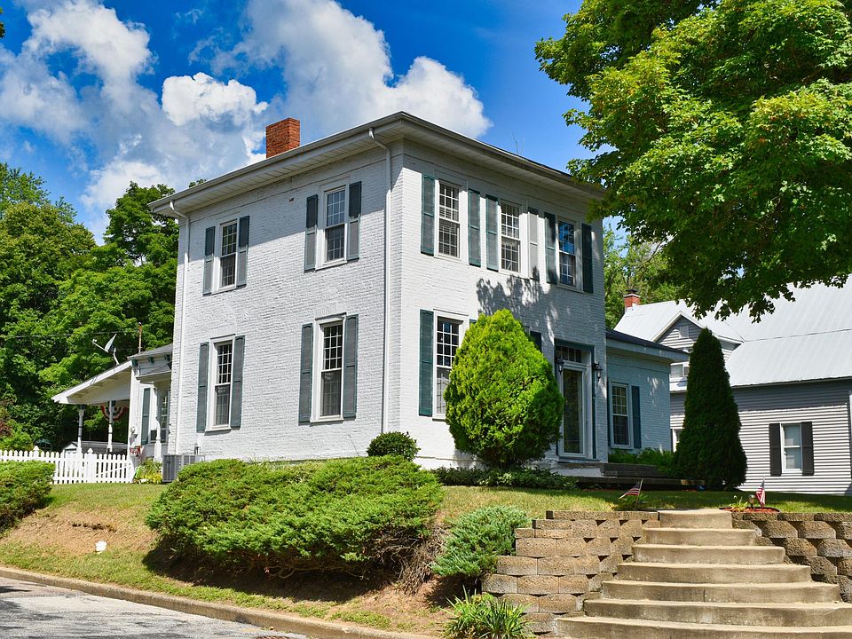1st image of 224 Parkway St