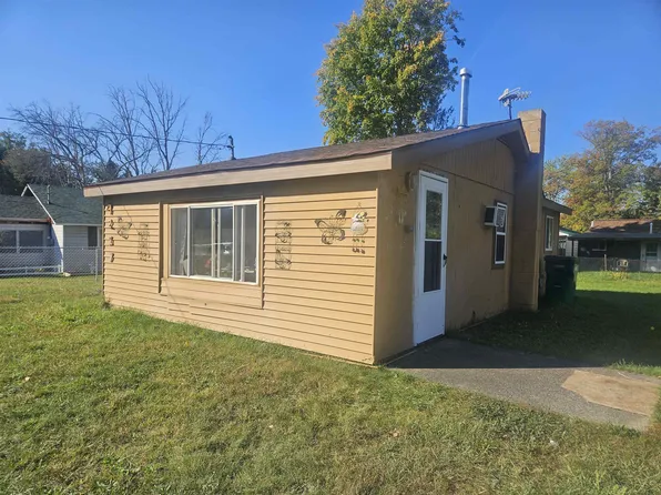 4217 E Oakley Rd, Harrison, MI 48625