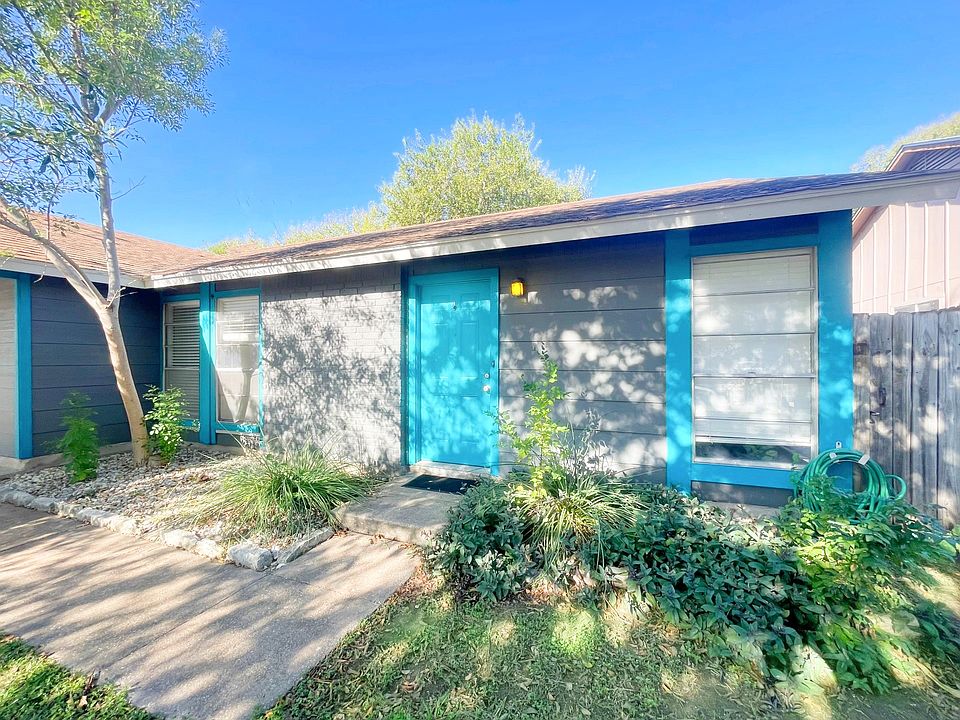 1st image of 10700 Topperwein Dr #B