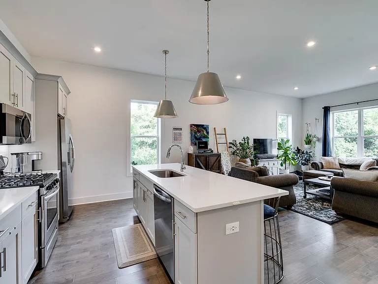 700 James Ave #17 — Photo 13