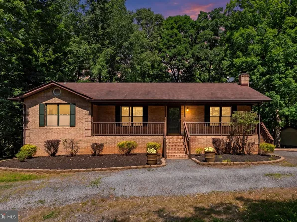 483 Windwood Coves Blvd, Mineral, VA 23117