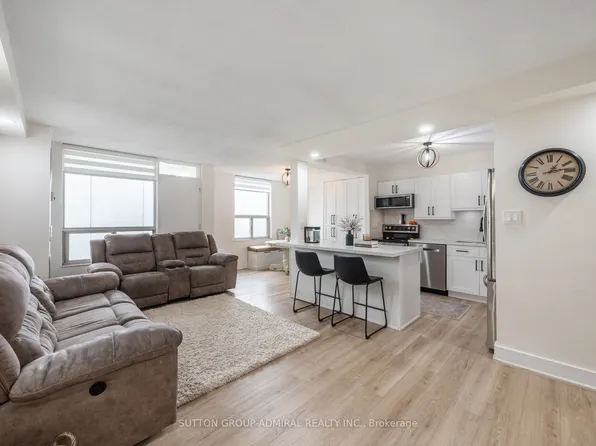20 Edgecliff Golfway #1603, Toronto, ON M3C 3A4