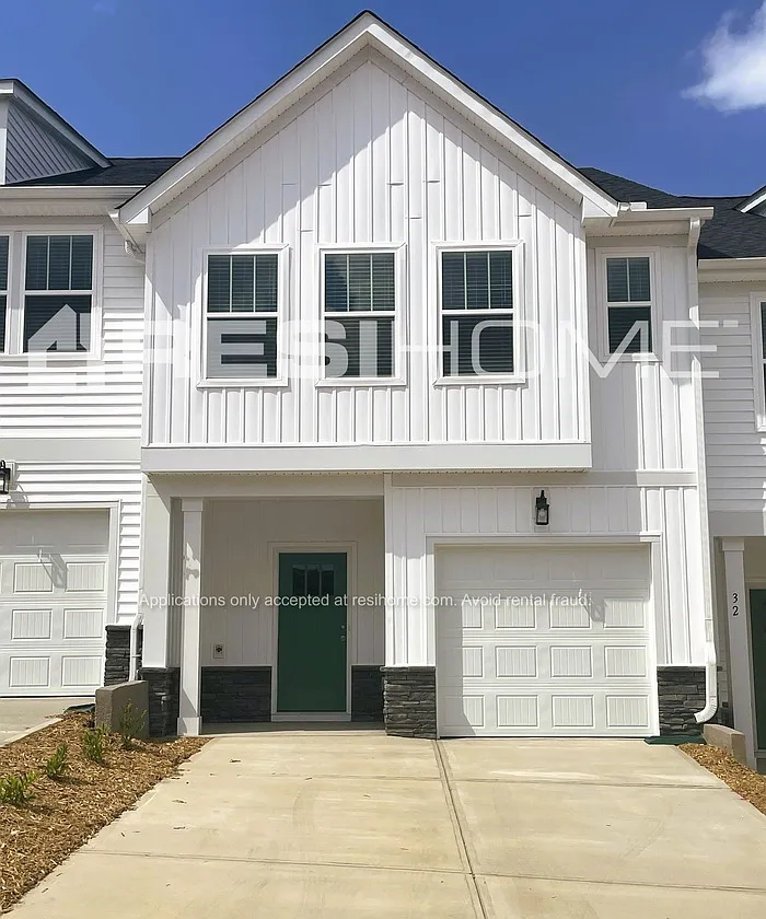 3 bed, 2.0 bath, 1502 sqft, $1,849 — Photo 1
