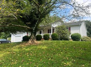 305 Jackson St, Warrenton, VA 20186