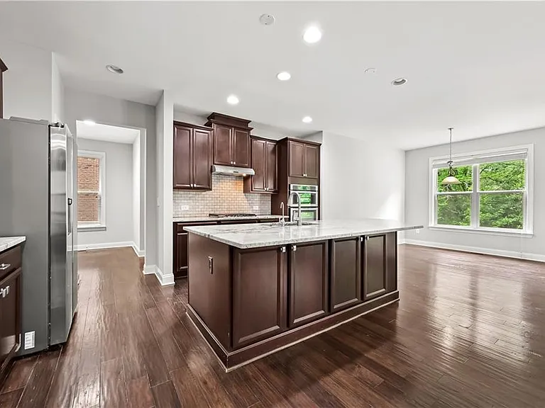 9965 Cameron Parc Cir — Photo 13