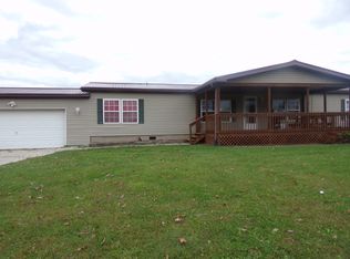 1213 Barnett Ridge Rd, Belpre, OH 45714