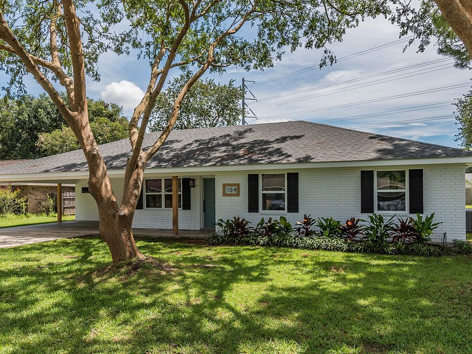 1st image of 134 E Bayou Shr