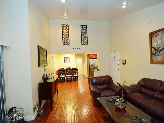 2nd image of 28915 Thousand Oaks Blvd Unit 2006