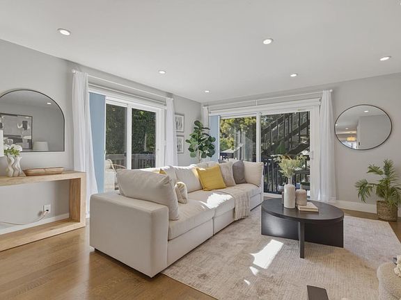 2nd image of 33 Park Rd APT 5
