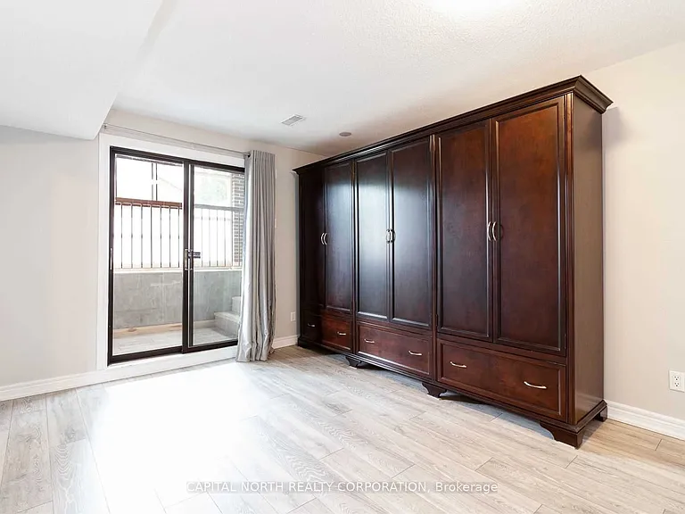 2 Imperial Ct — Photo 14
