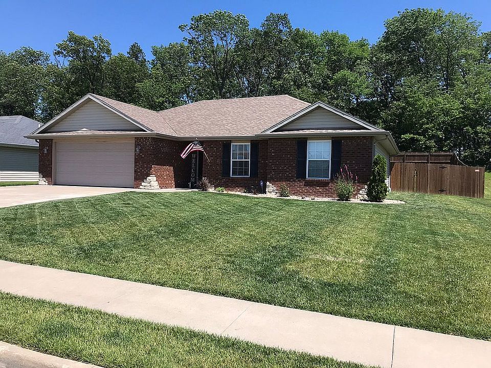 1st image of 125 Sommer Ct