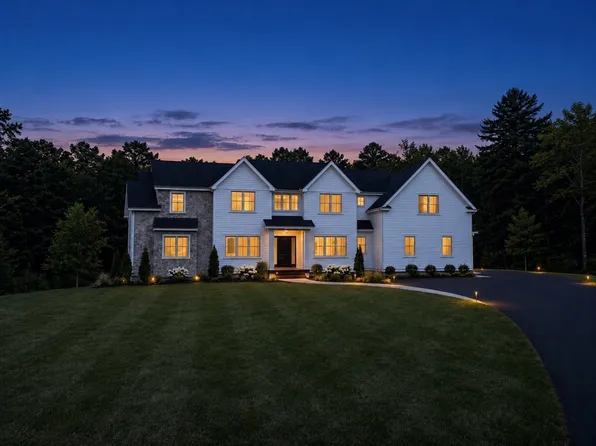 2 Cynthia Cir, Wenham, MA 01984