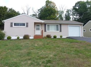 322 Doyleson Ave, Endicott, NY 13760
