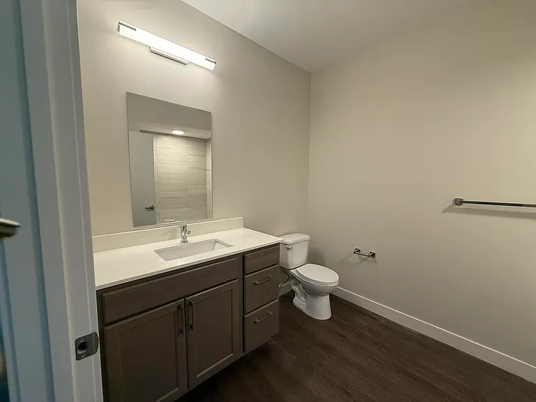 2645 Burton Rd #4 — Photo 35