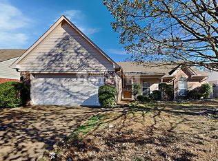 5456 Milton Ridge Dr, Arlington, TN 38002