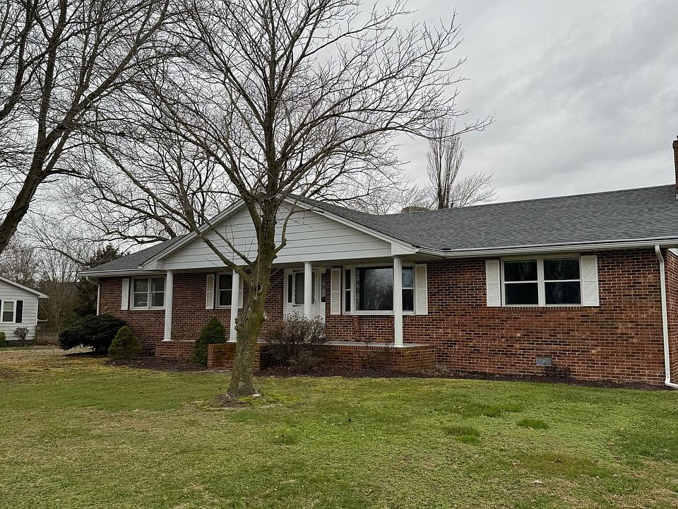 1st image of 12445 Dixie Dr