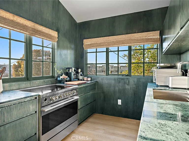 2808 Lafayette Rd — Photo 56