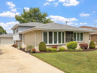 8424 Moody Ave, Burbank, IL, 60459