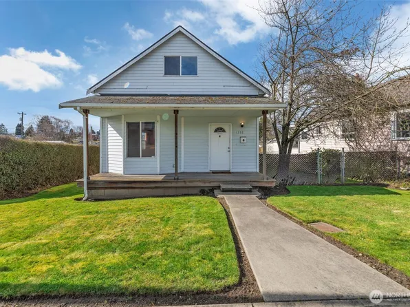 1332 E Marine View Drive, Everett, WA 98201