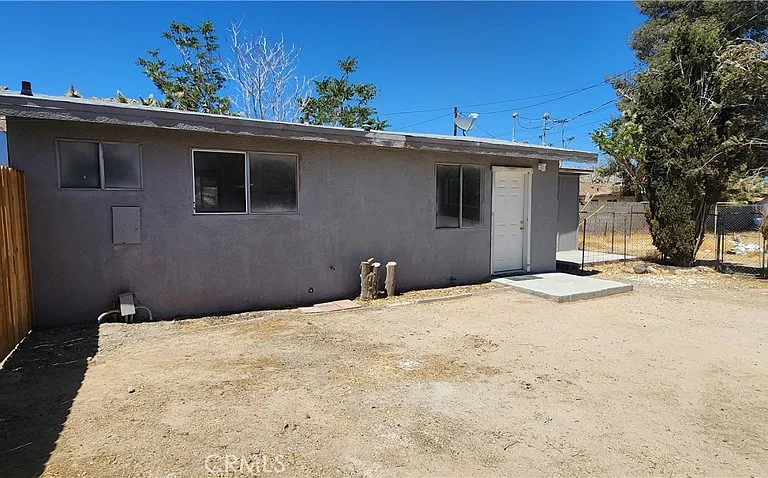 6963 Tamarisk Ave #B — Photo 12