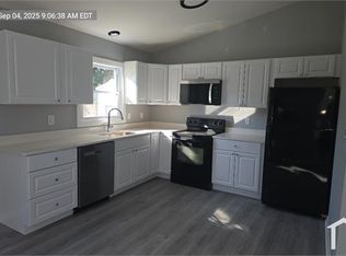 7730 Meadow Rd, Pasadena, MD 21122