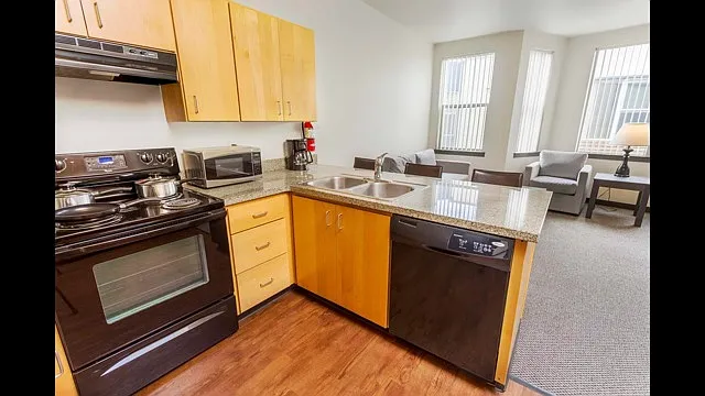 Anthony 4x2 Townhouse Anthony 4x2 Townhouse