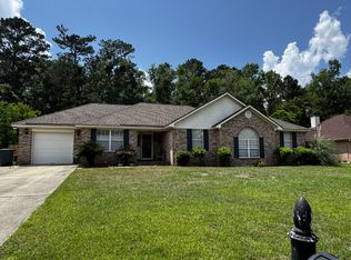 208 Easy St, Hinesville, GA 31313