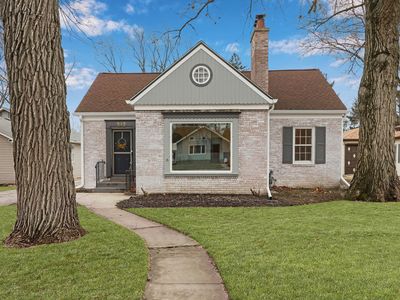 925 W Pacific Ave, Waukegan, IL, 60085