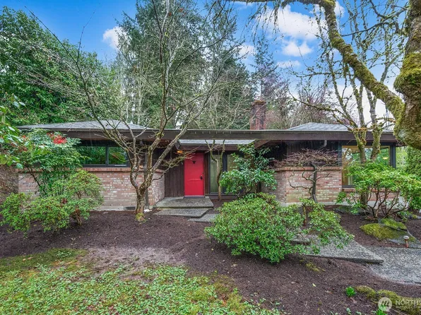 2743 NE 100th Street, Seattle, WA 98125