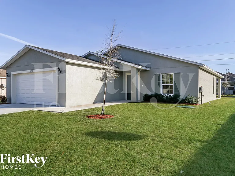 652 SW Jacoby Ave — Photo 3