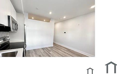 4th image of 3843 Wallace St #3