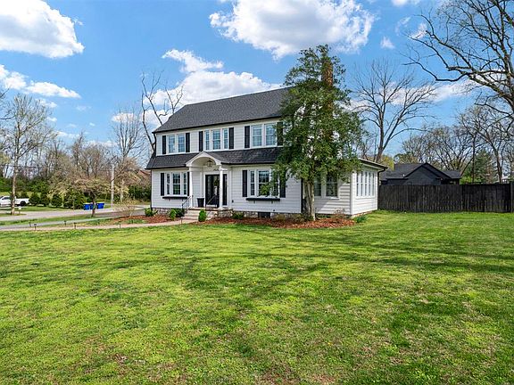 2nd image of 1924 Nashville Rd