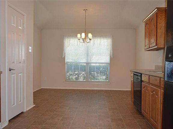 3rd image of 1429 Reiger Dr