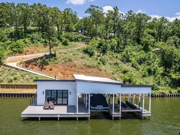 147 Lake Bluff Dr N, Bullard, TX 75757