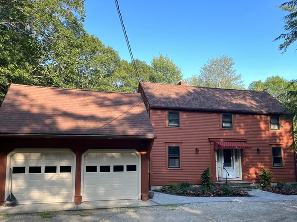 9 Rusty Bucket Lane, Kennebunk, ME 04043